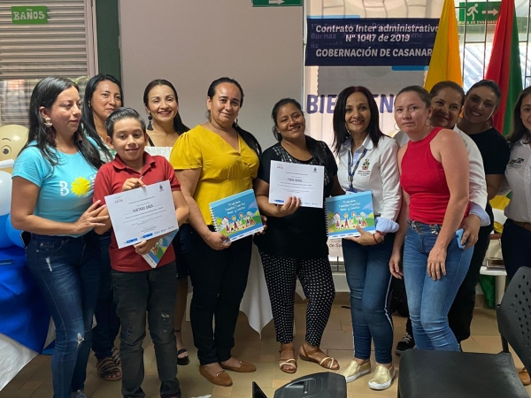 Más graduados en programa &#039;Familias Fuertes&#039; en Casanare