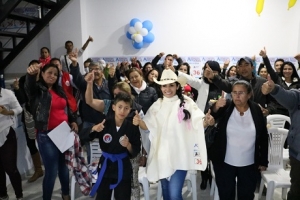 Sogamoso y Aquitania recibieron a la candidata llanera al Senado con Caravana