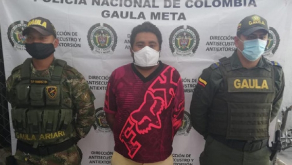 Asegurado cantante de música llanera por presunta extorsión en el Meta