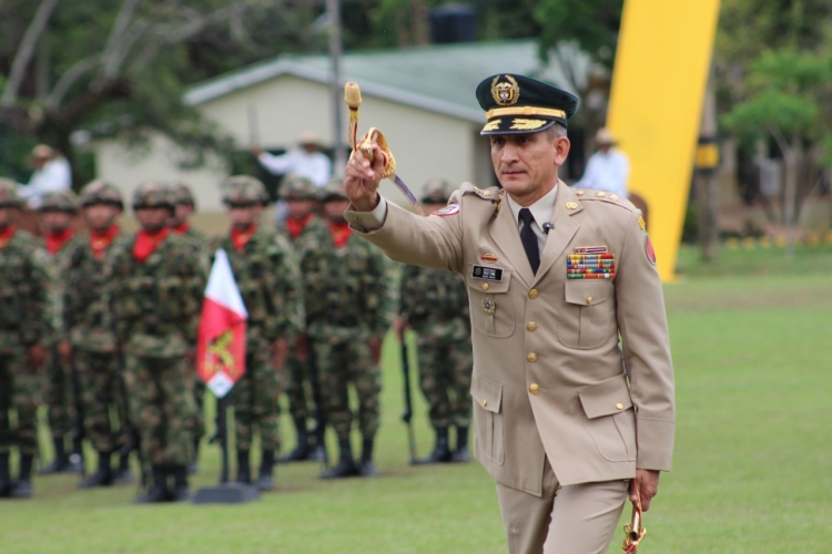 Asumió nuevo comandante de la Octava División del Ejército Nacional