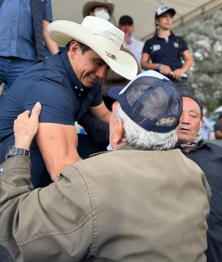 Alirio Barrera, con paso firme al Senado
