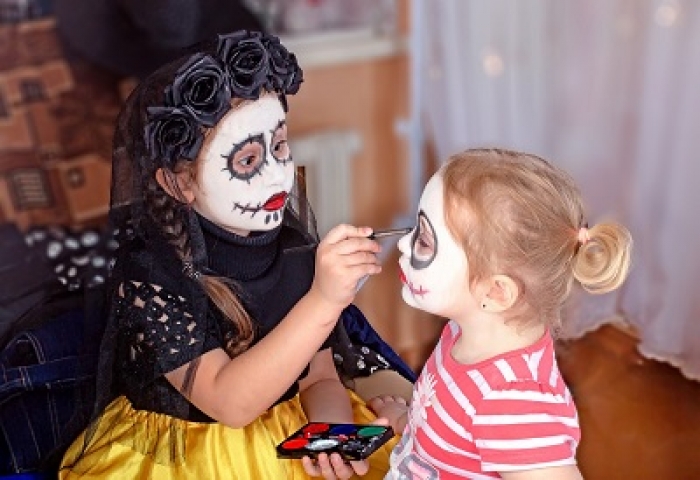 Recomendaciones antes comprar disfraces o pinturas corporales para Hallowen