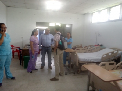 Secretario de Salud Departamental visita hospital de Paz de Ariporo luego de caída de techo