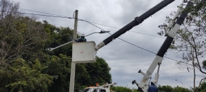 Inició recuperación de luminarias y cable que habían sido hurtado en vía Matepantano en Yopal