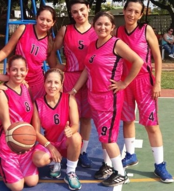 Equipo femenino de baloncesto competirá en Olimpiadas de la DIAN