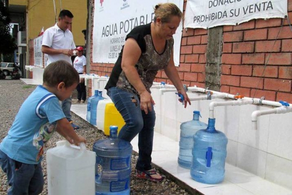 Habrá suspensiones parciales en servicio de agua por obras de pavimentación de vías