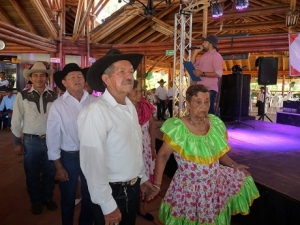 Adultos mayores de Yopal festejaron el fin de año