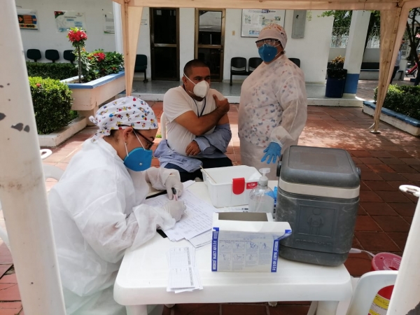 Profesionales de la Secretaría de Salud Departamental recibieron jornada de vacunación