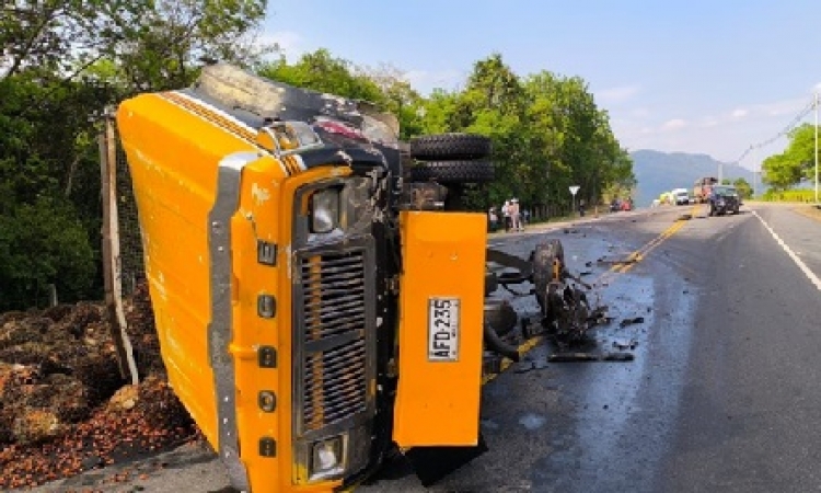 Accidente en la Marginal del Llano en jurisdicción de Aguazul dejó tres personas heridas