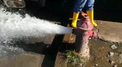 Purga y llenado de red para normalizar el servicio de agua realiza la EAAAY
