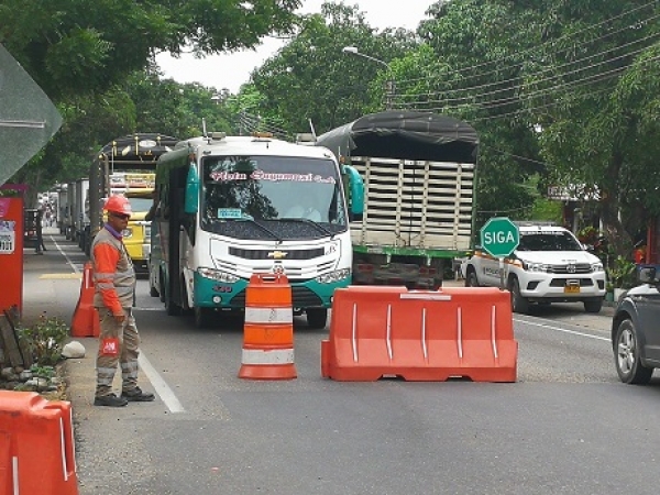 Por incumplimientos se ha cerrado el paso del puente INVIAS 2 en El Charte