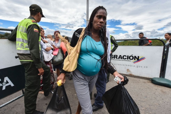 Controles prenatales gratuitos a mujeres venezolanas en Yopal este domingo