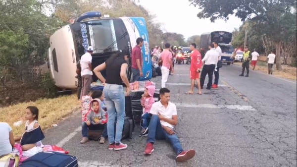 16 heridos por accidente de bus en Paz de Ariporo