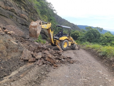 Vía El Morro – Labranzagrande recibe mantenimiento