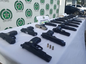 Para hurtar e intimidar en Yopal, eran utilizadas 27 armas neumáticas y de fogueo: Policía