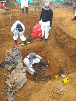 Diligencias de exhumación y ceremonia de entrega digna de dos víctimas del conflicto armado se realizó en Caquetá