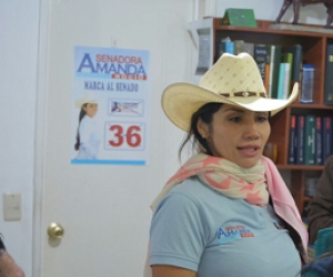 Amanda González desmiente falsas acusaciones que circulan en redes sociales