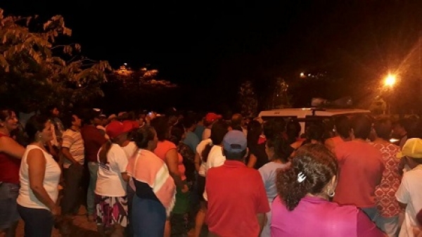 Directivos comunales cierran puertas de Empresa de Servicios Públicos en La Chaparrera