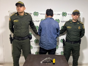 En Sabanalarga fue detenido un hombre por porte ilegal de armas