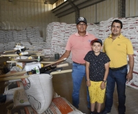 Cien familias recibieron insumos pecuarios en Aguazul