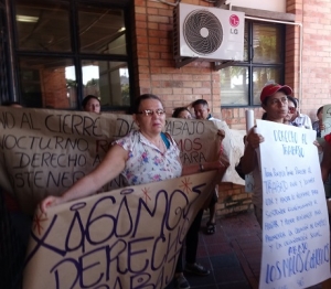 Comerciantes nocturnos exigen derecho al trabajo