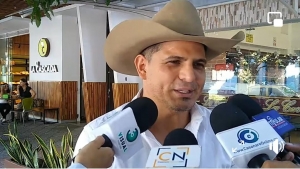 Ex representante a la Cámara Cesar Ortiz Zorro denunció que recibe mensajes de texto intimidatorios