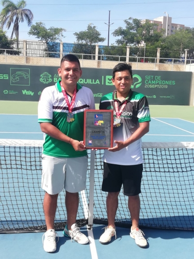 Con medallas de oro Unitrópico cierra su presentación en los juegos ASCUN