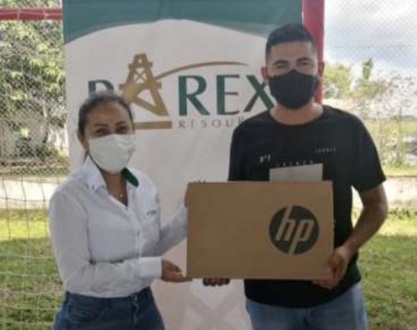 12 equipos de cómputo recibió la comunidad de la vereda Llano Lindo en Aguazul, Casanare