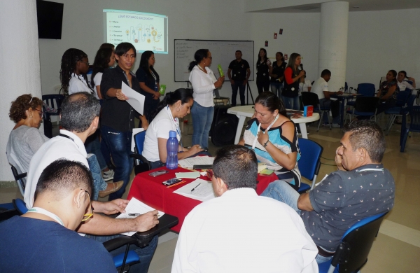 Grupo de innovación de la Alcaldía acompaña taller de conocimiento en el HORO