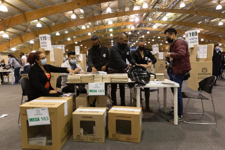 Campañas presidenciales tendrán un mes para  postular a jurados y testigos electorales