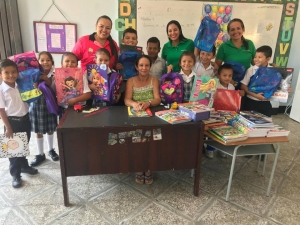 Niños en condición de vulnerabilidad recibieron útiles escolares en Aguazul