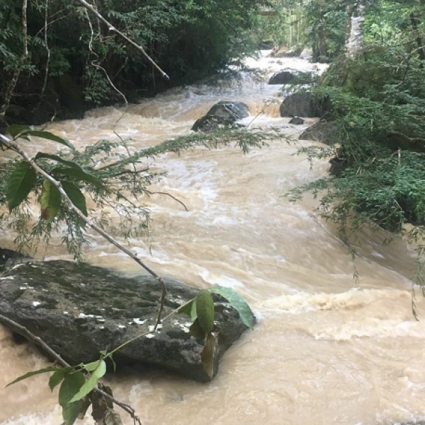 Dos niños víctimas fatales de creciente súbita de quebrada La Morreña