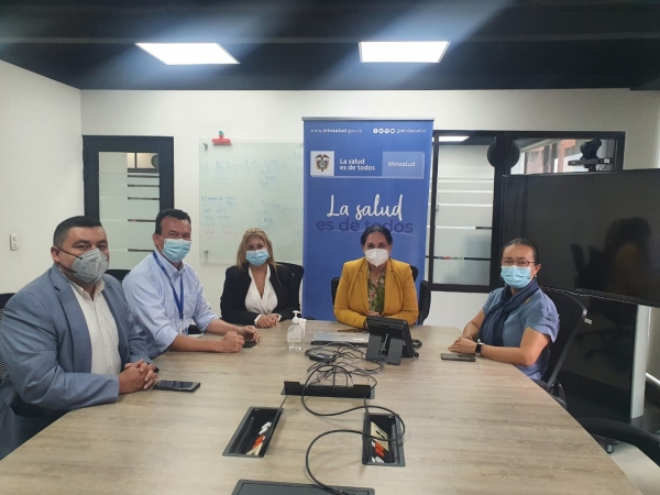 Alcaldesa Johana Moreno participó en mesa de trabajo con representantes del Ministerio de Salud para revisar ajustes del nuevo hospital de Aguazul