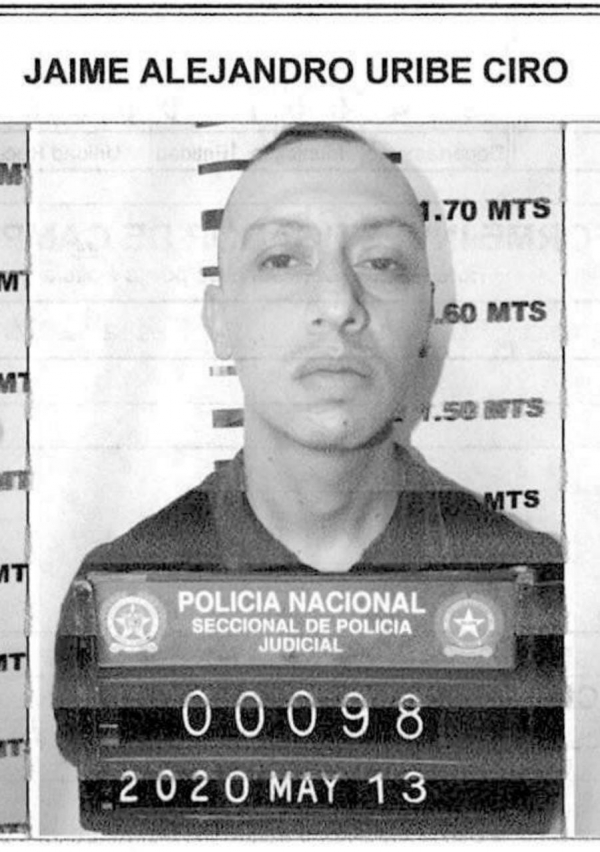 Juez niega solicitud a patrullero de la Policía Nacional investigado por favorecimiento de fuga de presos y otros delitos en el Guainía